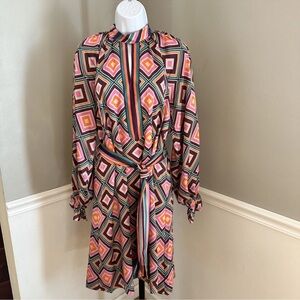 Trina Turk Sunburst Drapery Shirtdress Geometric Pattern‎ Size Small